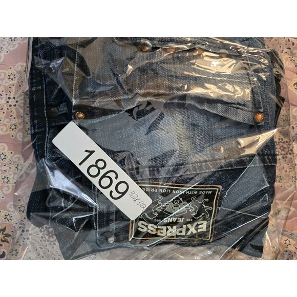 Express Jeans Distressed Mens Denim Pants With Frayed Hem - Picture 8 of 8